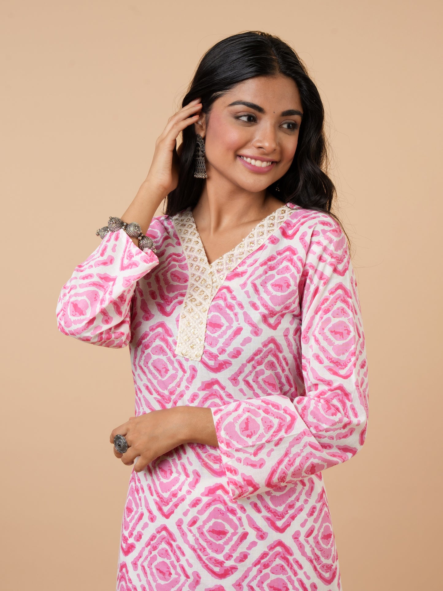 Enakshi Pink Embroidered Cotton Kurta Set- Set of 2