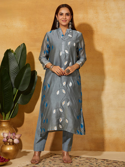 Front view of grey hand painted chanderi silk suit wearing by Meeta's