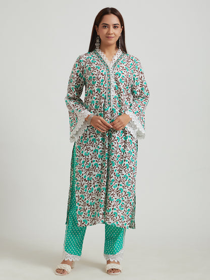 Women’s printed kurta set with green pants, front view