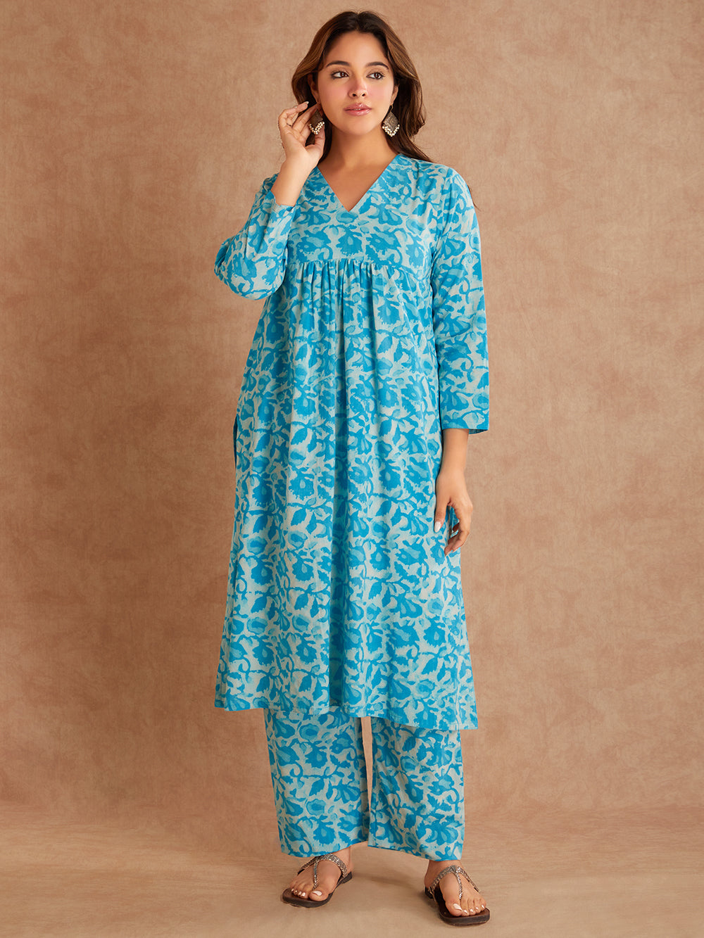 Hand Block Printed Teal Blue Cotton Suit Set - Teal Floral  ( 2 piece )- Front view