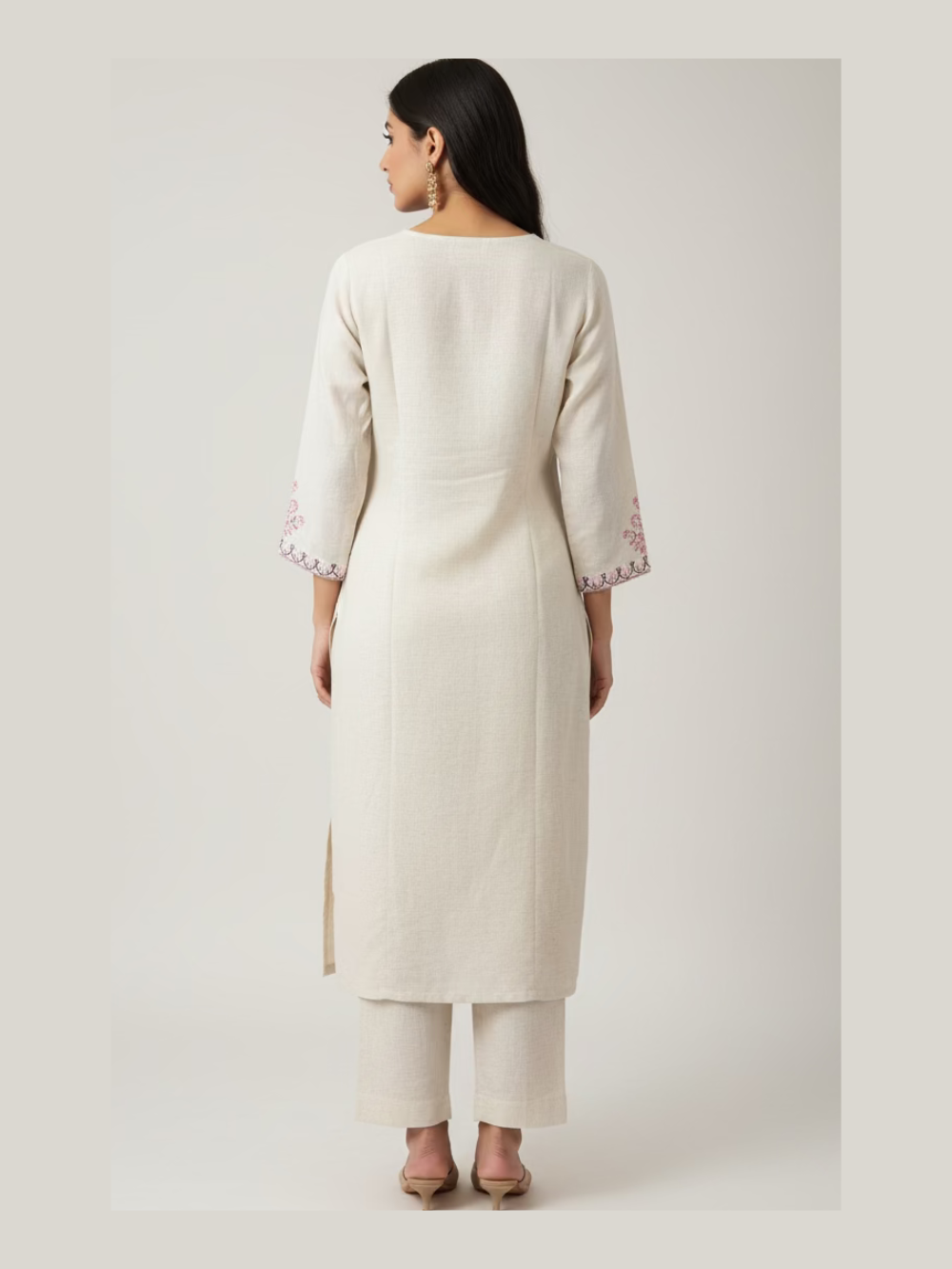 Handloom Cotton Kurta- Off White Embroidered
