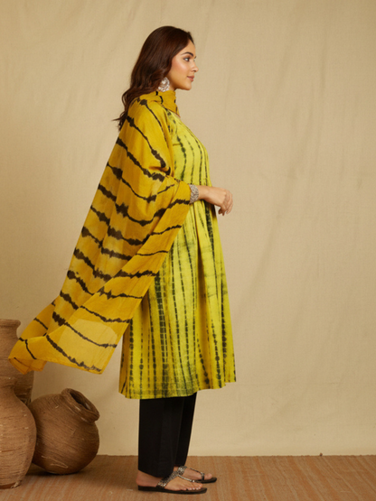 Hand Block Printed Cotton Suit Set- Yellow Shibori ( 3 Piece )
