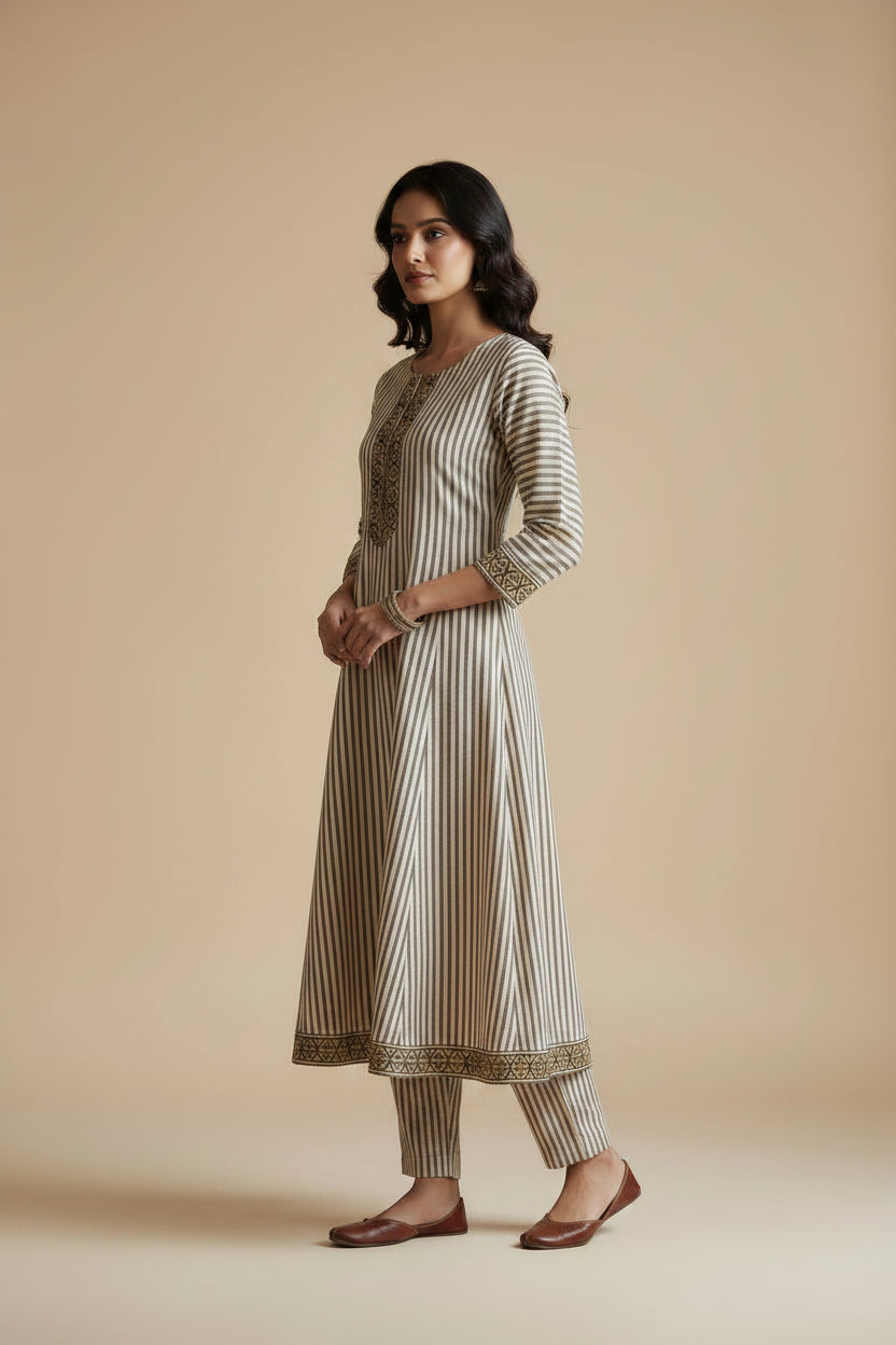 Meeta's Arha Black Striped Hand Block Printed Cotton 2 Piece Suit Set- Right View