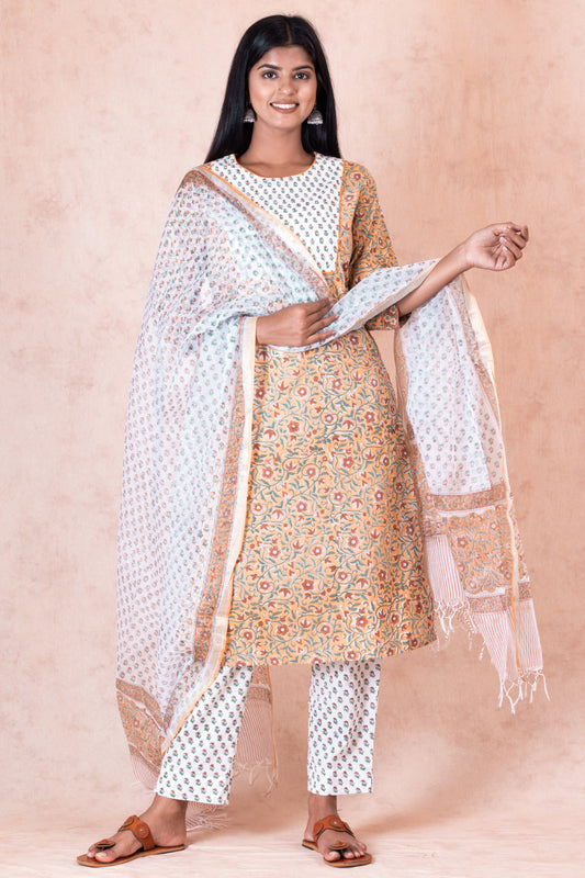 White Mustard garden Lush Kota Doria Dupatta